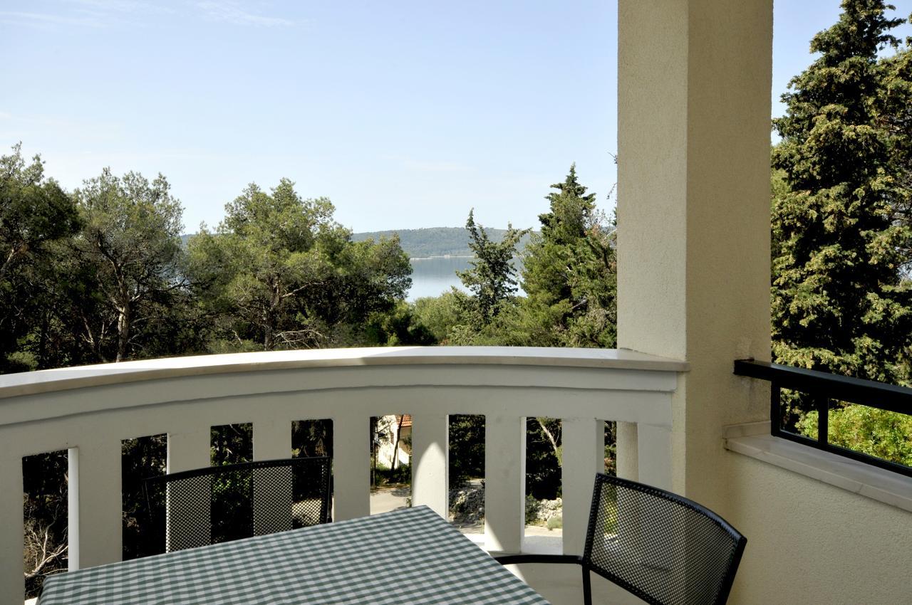 Villa Fani - Apartments In Трогир Экстерьер фото